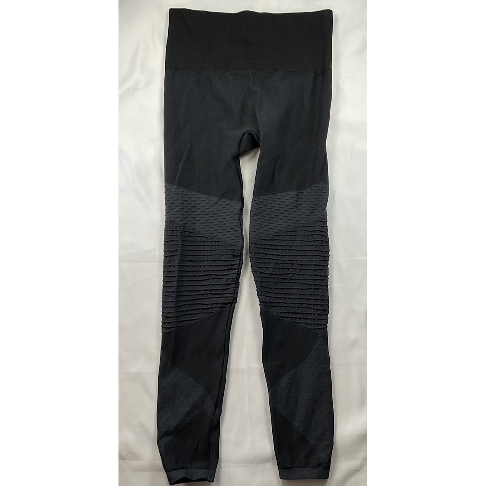 Spanx Size M Look at Me Now Seamless Moto Leggings- Charcoal Black 56